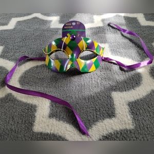 New Mardi Gras Mask /Masquerade